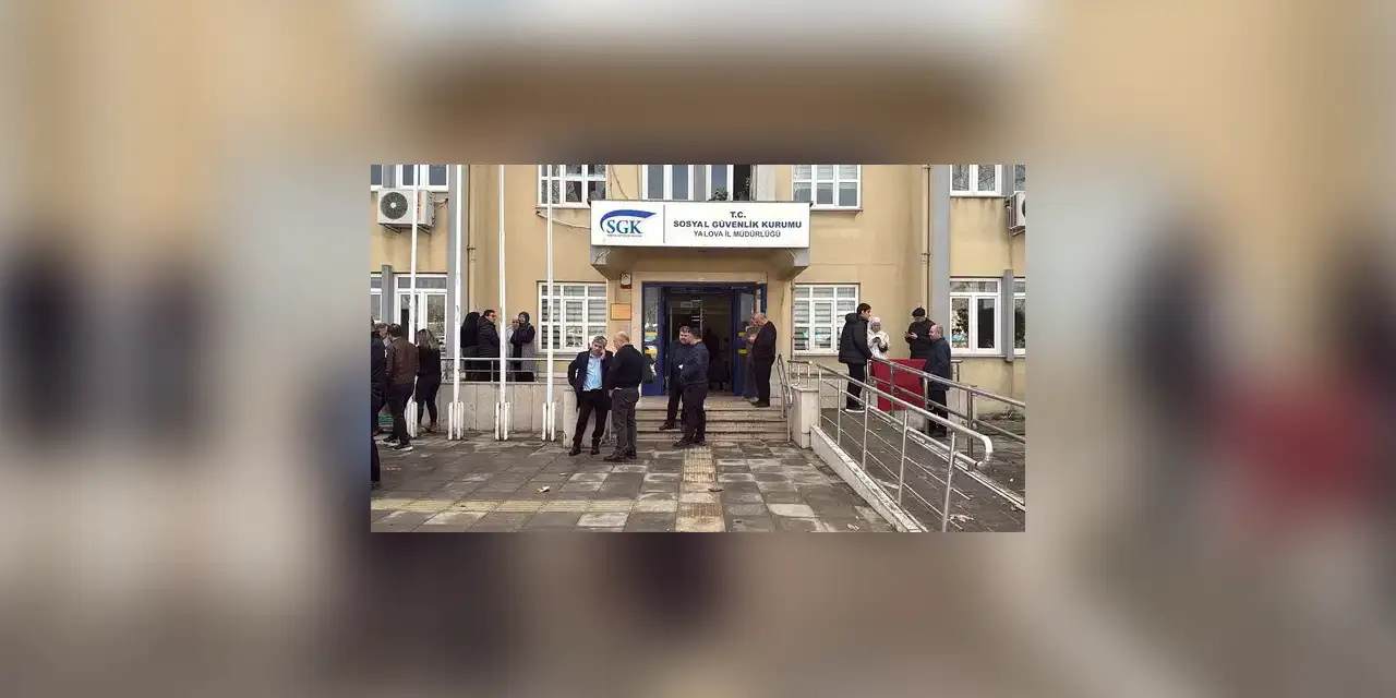 Yalova'da SGK binasında silahlı saldırı: Emekliliği reddedilen kişi, kurum avukatını öldürdü!