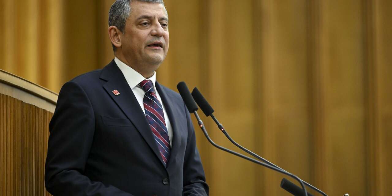 Özel'in "Erdoğan serveti ile tehdit ediliyor" sözlerine AK Parti'den yanıt geldi: Çirkin iftira