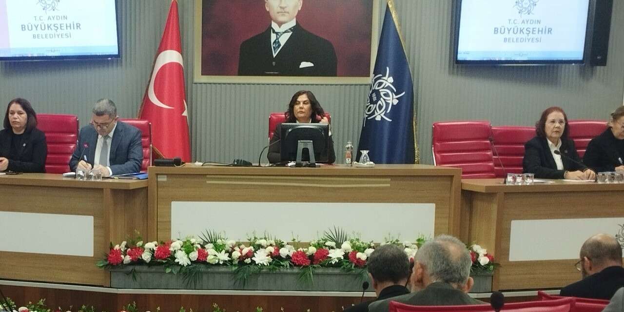 Özlem Çerçioğlu'dan CHP önergesine tepki