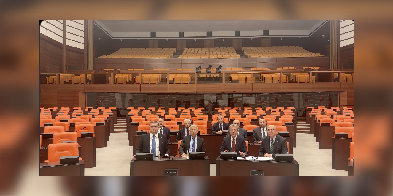 CHP'nin Meclis'teki nöbeti sürüyor: "Emeklilere yakışır bir rakam açıklasınlar"