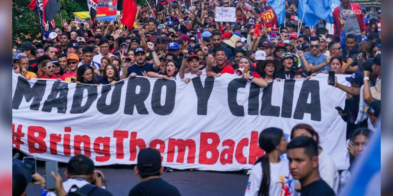 Venezuela'da Maduro’ya destek protestoları sürüyor