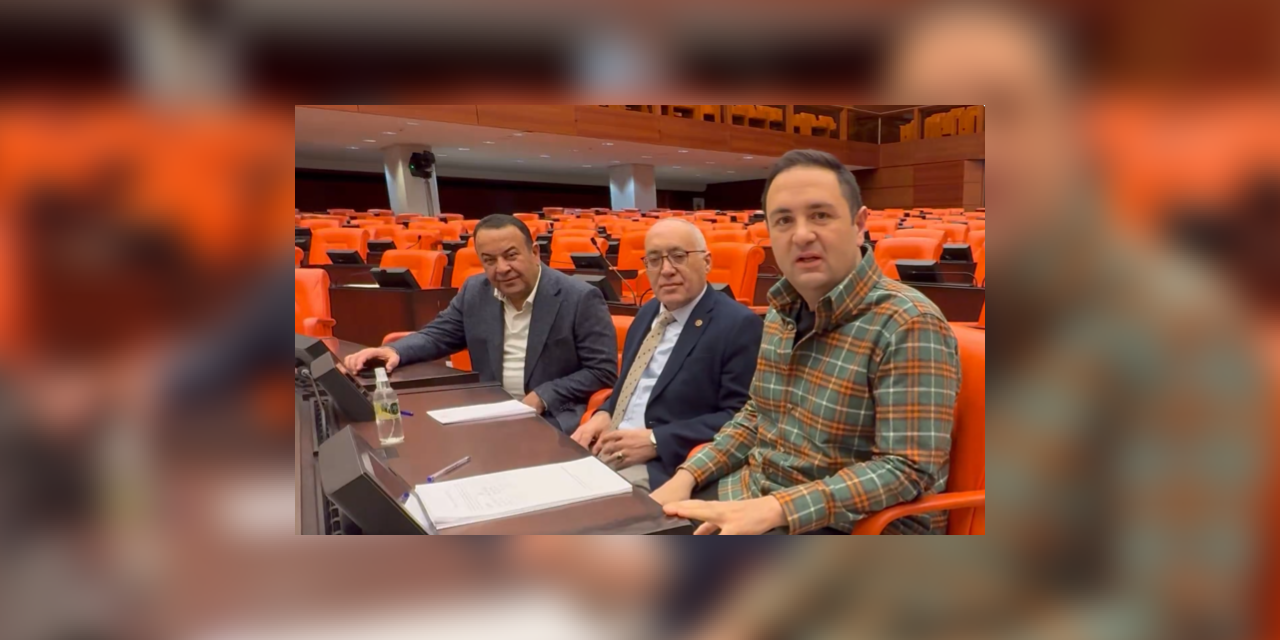 CHP'li vekiller Genel Kurul'da sabahladı: Emekliler için buradayız!