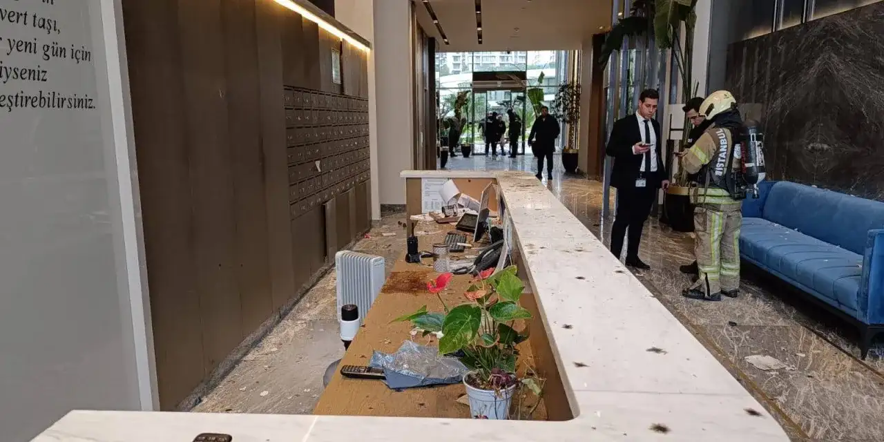 İstanbul’daki lüks sitede korku dolu anlar: Kuryenin bıraktığı kargo patladı