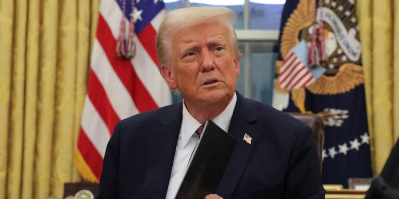 Trump'ın birinci yıl raporu: ABD'de 100 binden fazla vize iptal edildi