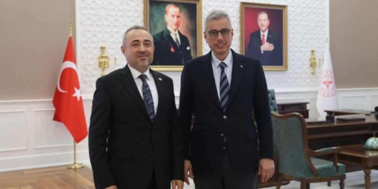 AK Parti’ye geçen vekil ilk iş Sağlık Bakanı ile görüşüp bu mesajı paylaştı