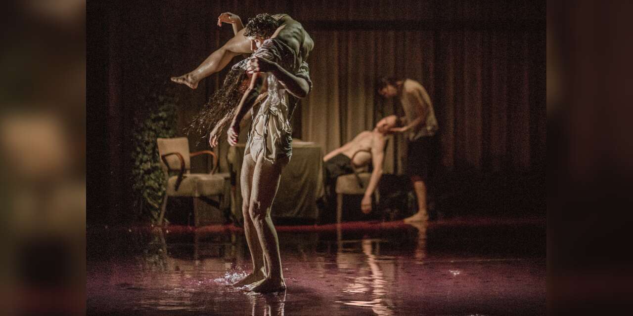 Peeping Tom’dan karanlık bir sahne evreni: Üçleme Zorlu PSM’de