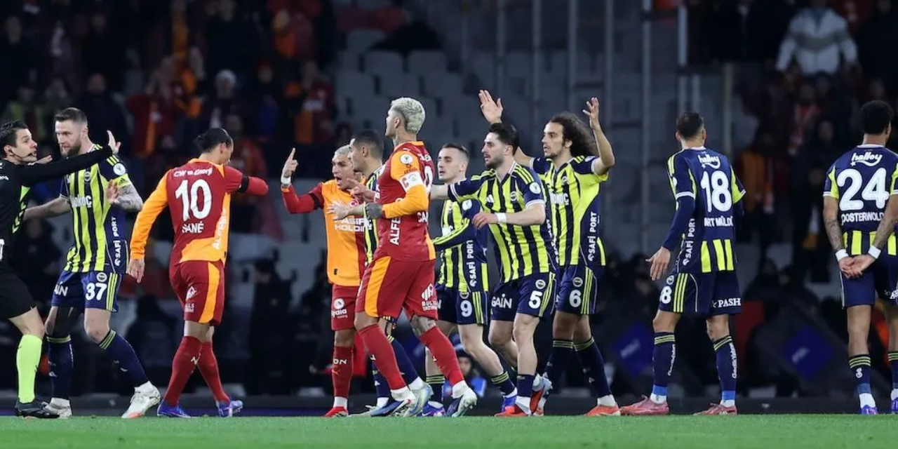 Süper Kupa maçının PFDK sevkleri açıklandı: 3 futbolcuya ceza gelebilir