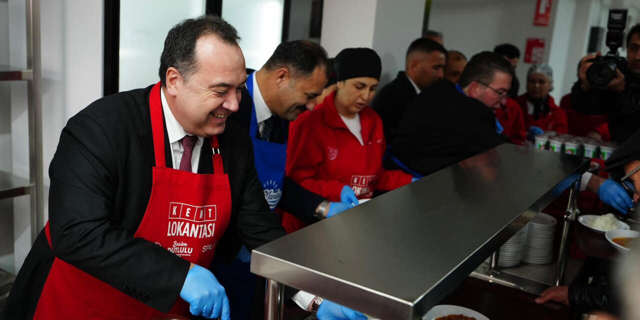 Manisa’da aynı gün iki ilçe: Ucuz yemek, ucuz ekmek, temel gıda