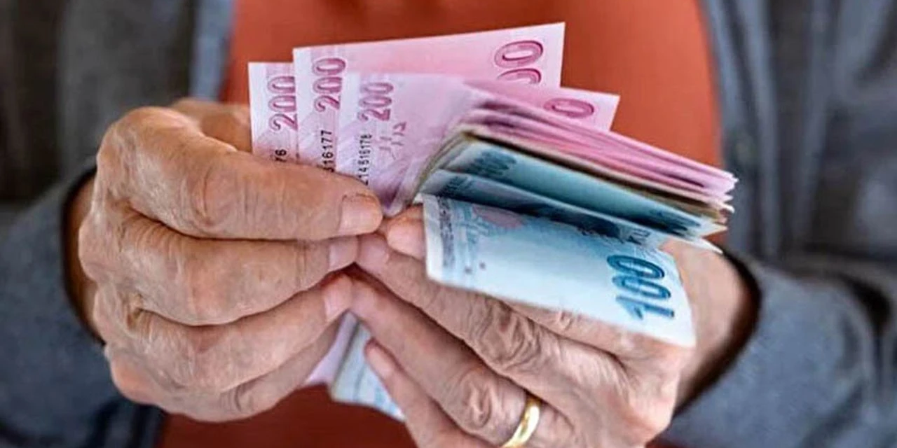TBMM'de kabul edildi: En düşük emekli aylığı 20 bin TL oldu