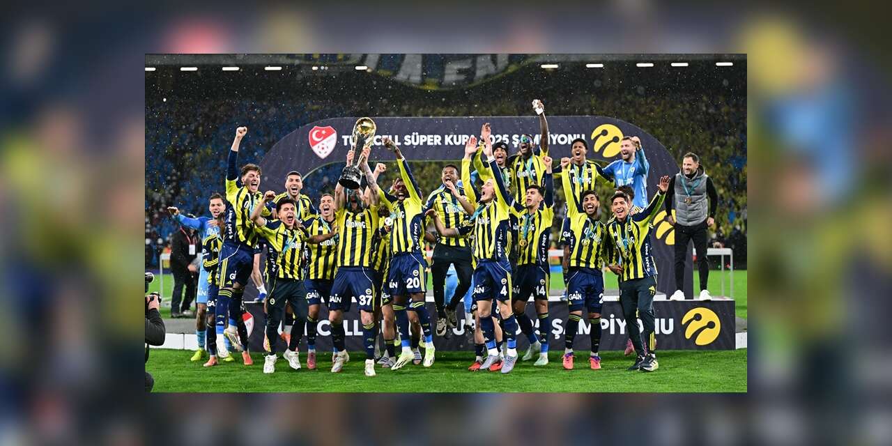 Dünya devi Fenerbahçeli oyuncu için resmi teklif yaptı: Transfer heyecanı!