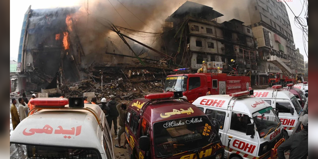 Karaiçi'de dev AVM yangını: 26 ölü, 81 kayıp