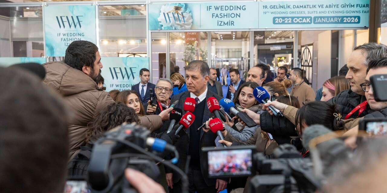 Cemil Tugay: “İzmir halkının malına çökemezler”