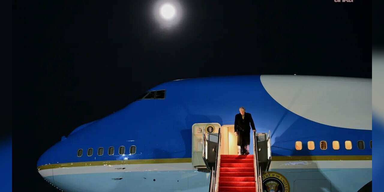 Trump'ın uçağı arıza nedeniyle Washington'a geri döndü