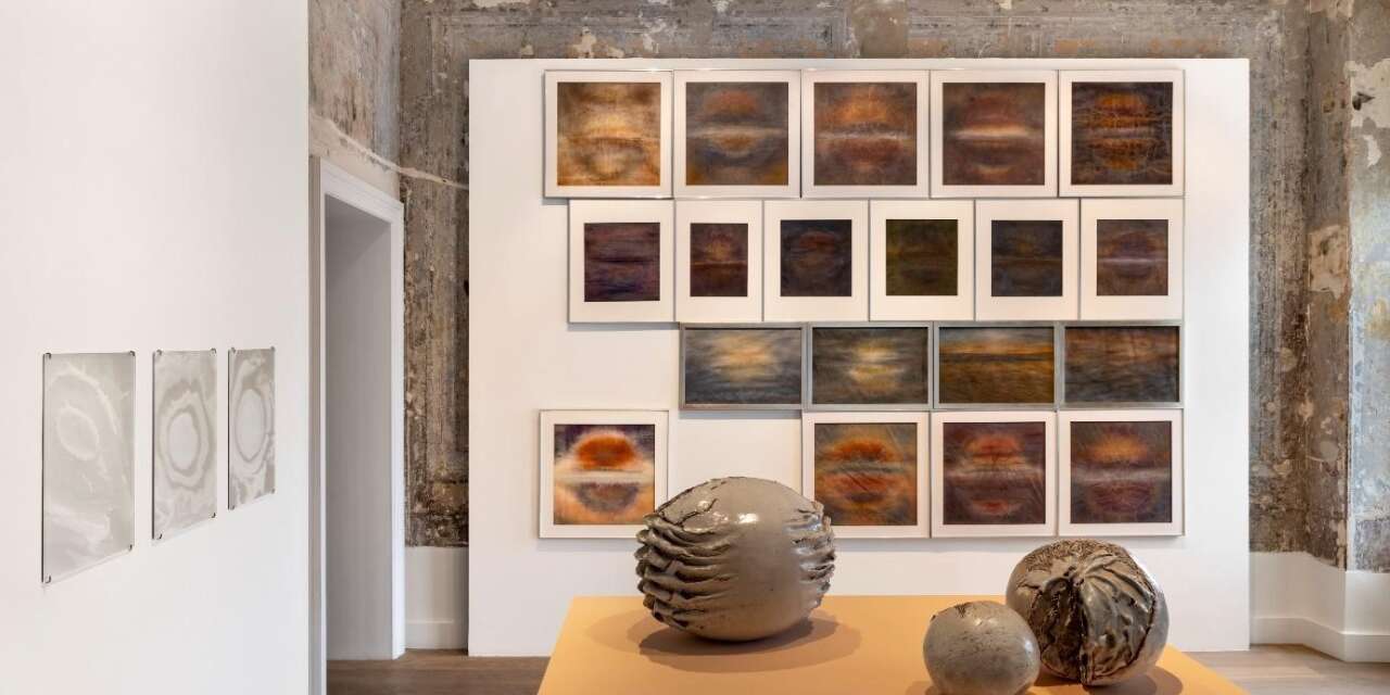 “Kayada büyüdüm ben” Galerist’te: Melike Abasıyanık Kurtiç’in dünyasına bir bakış