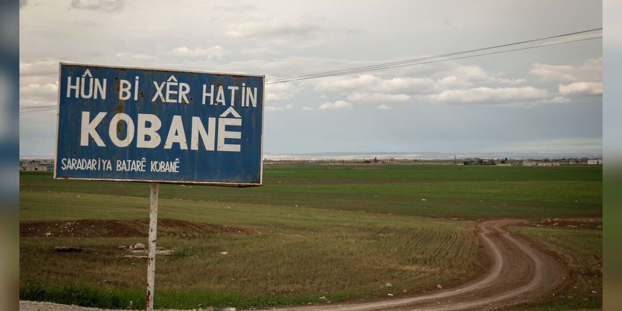 Kobane'de internet kesildi, karşılıklı suçlamalar sürüyor