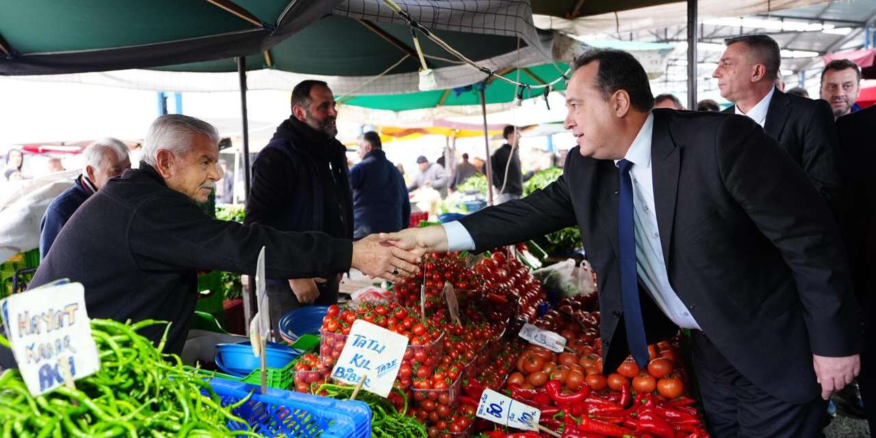 Dutlulu Perşembe Pazarı’nda: Esnaf geçimi konuştu