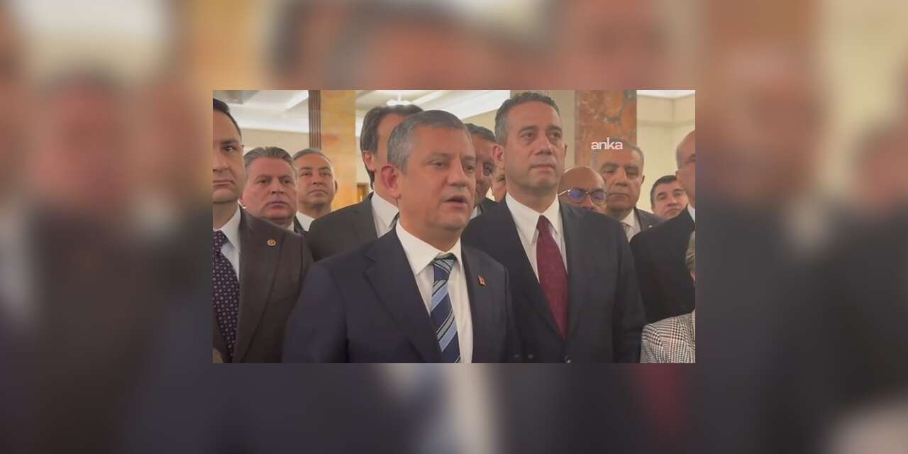 Özgür Özel'den 'emekli aylığı' tepkisi: "Bu mücadele bundan sonra sokaklardadır, meydanlardadır"