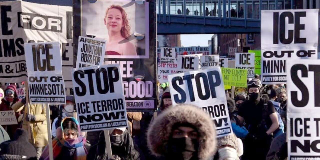 Minneapolis'te binlerce kişi toplandı