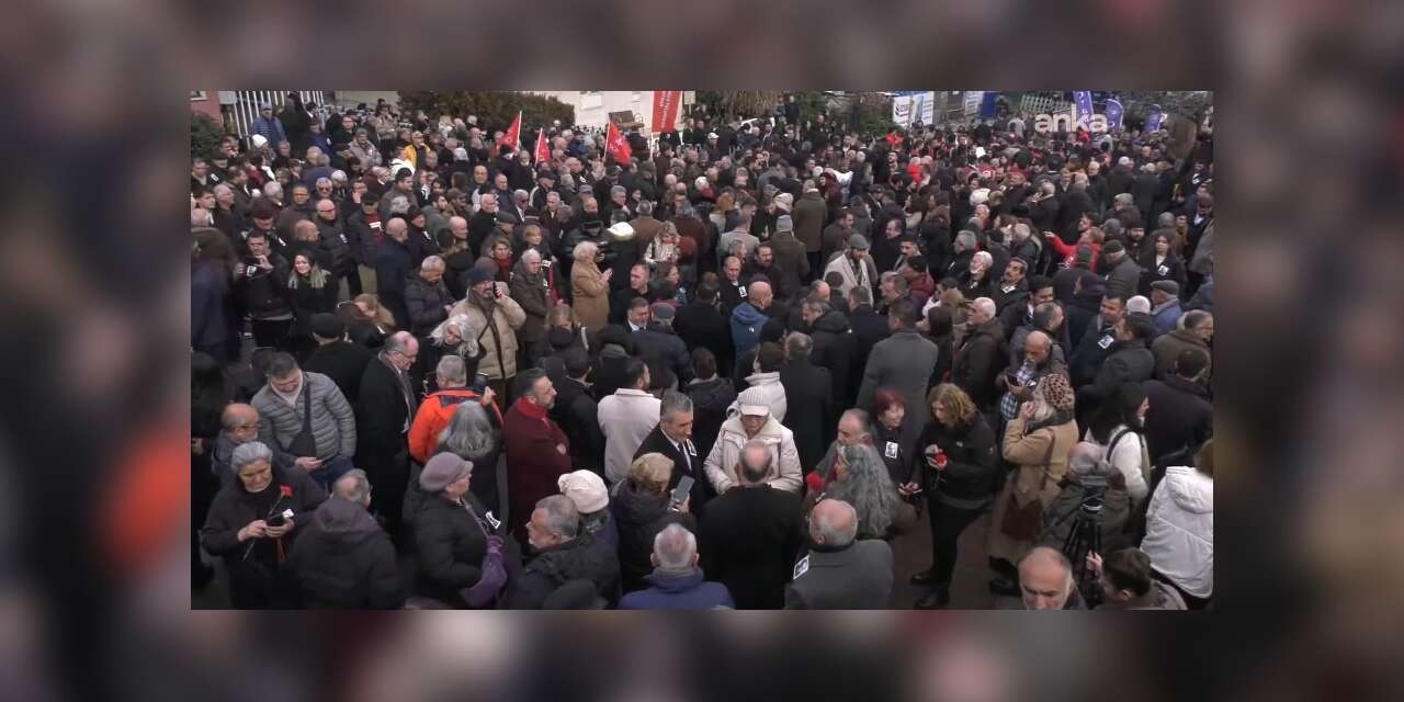 Uğur Mumcu, katledilişinin 33'üncü yılında anıldı