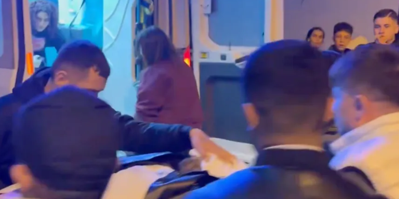 Mersin’deki 'Rojava' eylemine silahlı saldırı: Kobaneli genç yaşamını yitirdi