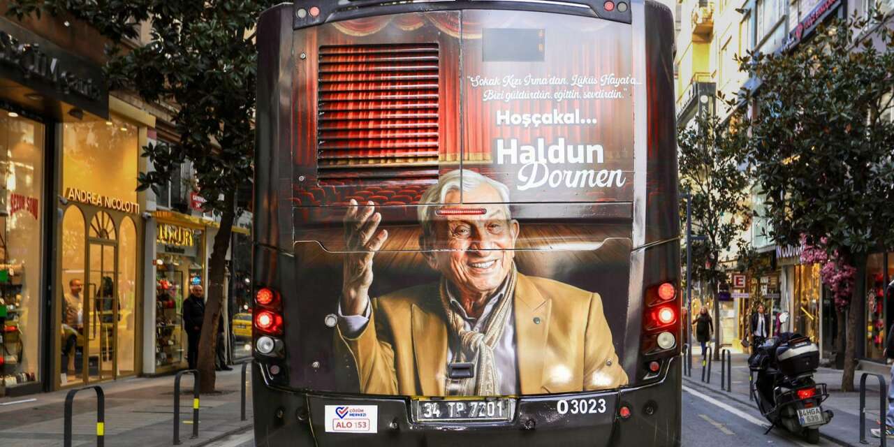 İETT’den Haldun Dormen’e vefa: “Saygı Otobüsü” Şişli’de seferde