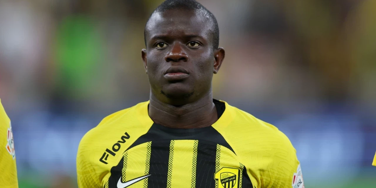 Fenerbahçe'nin takibindeki N'Golo Kante parmak ısırttı: Hem attı hem attırdı
