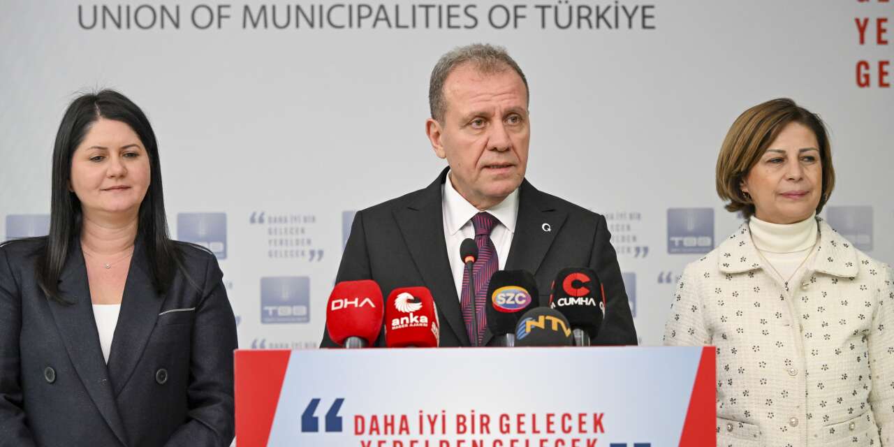 Seçer: Belediyeleri ayırmadan birliği büyüttük, halkın iradesini savunacağız