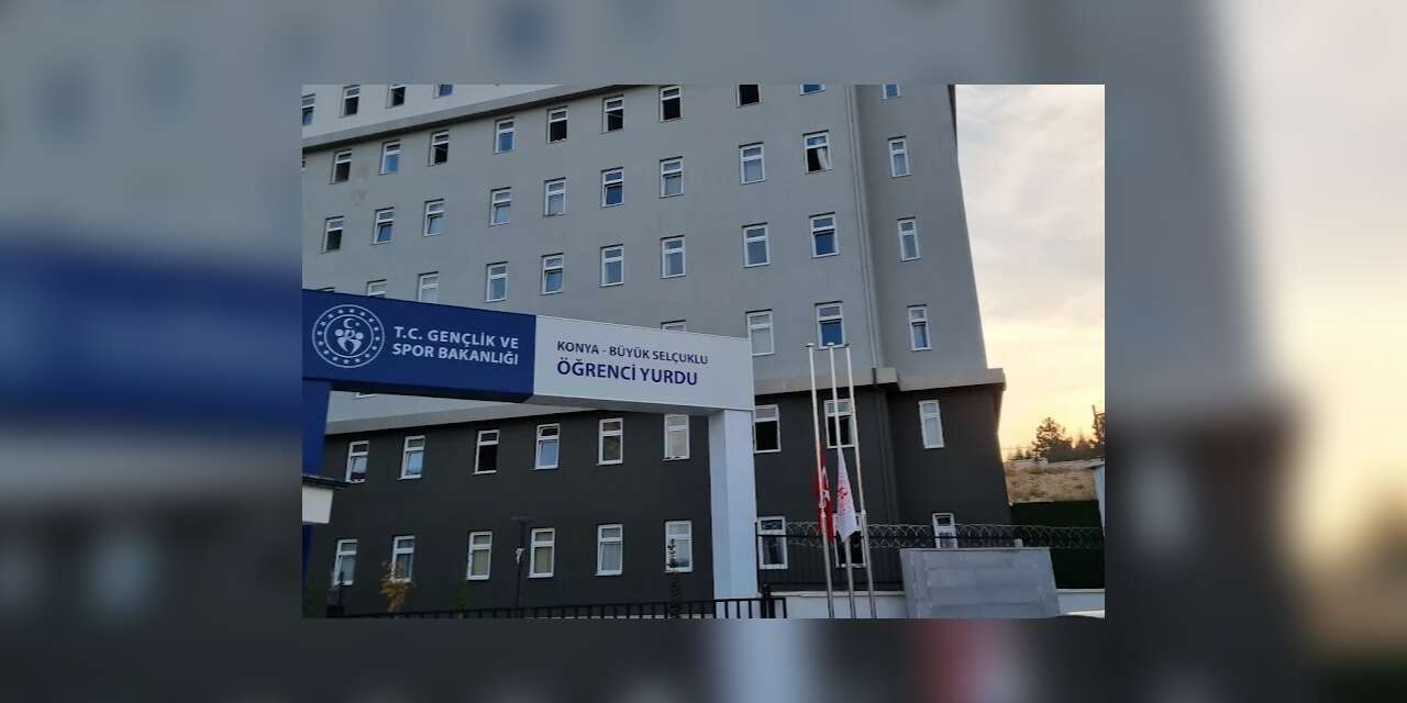 Öğrenciler yurttan çıkartıldı