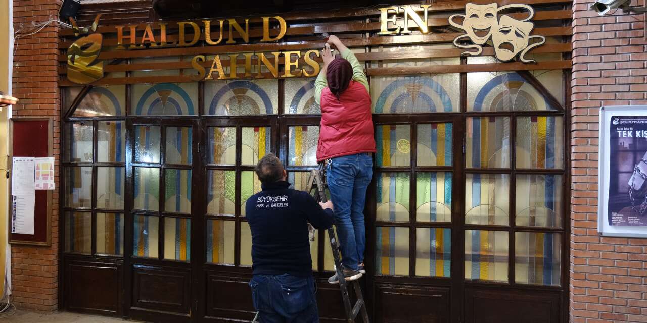 Büyük usta Haldun Dormen'e vefa: Sahnenin adı değişti