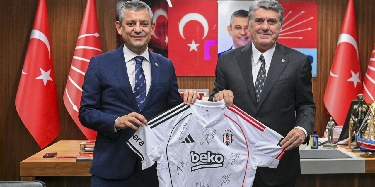 Özgür Özel, Beşiktaş Başkanı Serdal Adalı ile görüştü