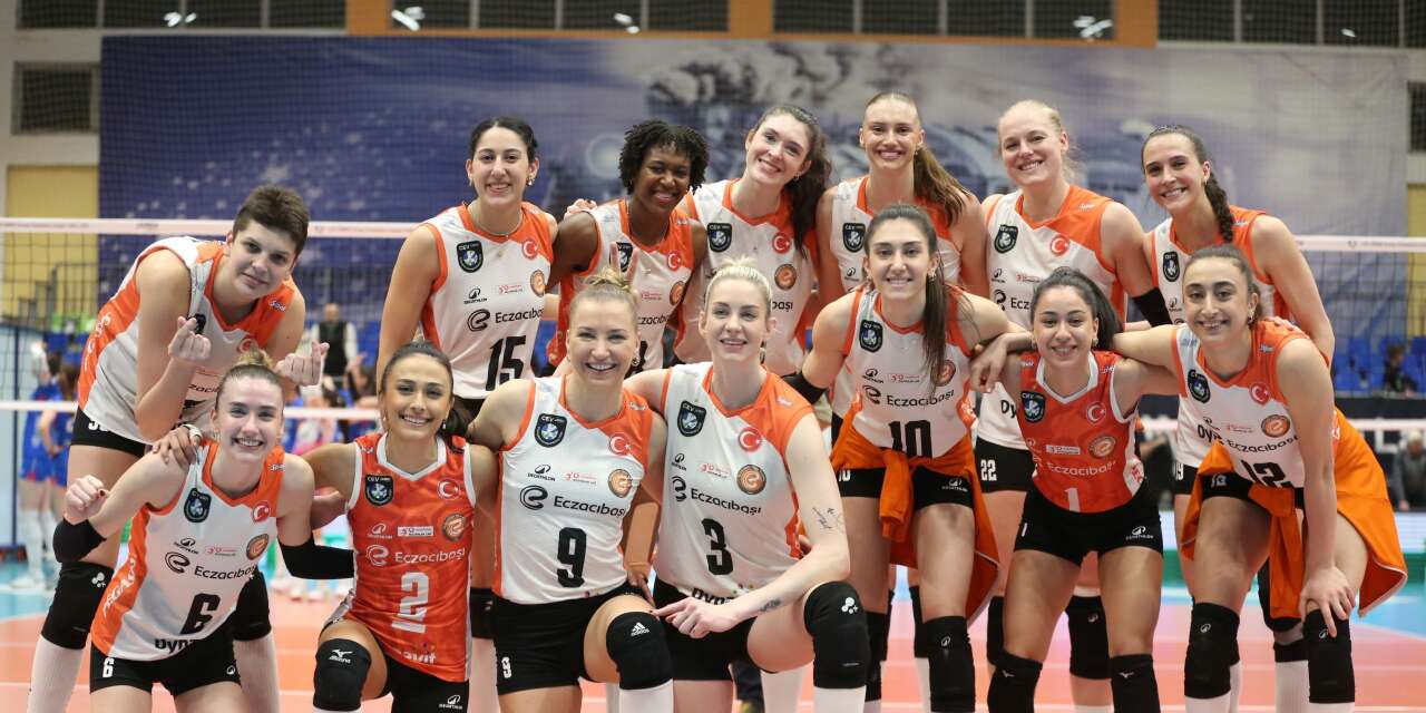 Eczacıbaşı Dynavit, Sırbistan deplasmanında set vermedi