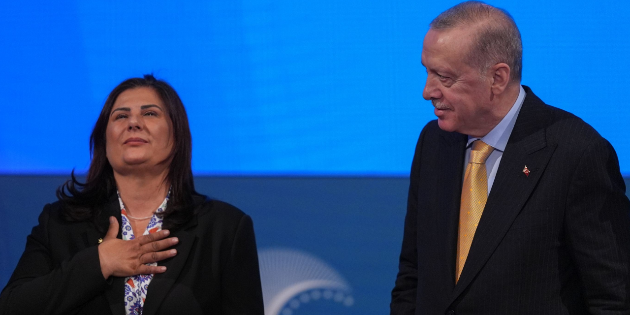 Özlem Çerçioğlu'ndan CHP lideri Özgür Özel hakkında suç duyurusu