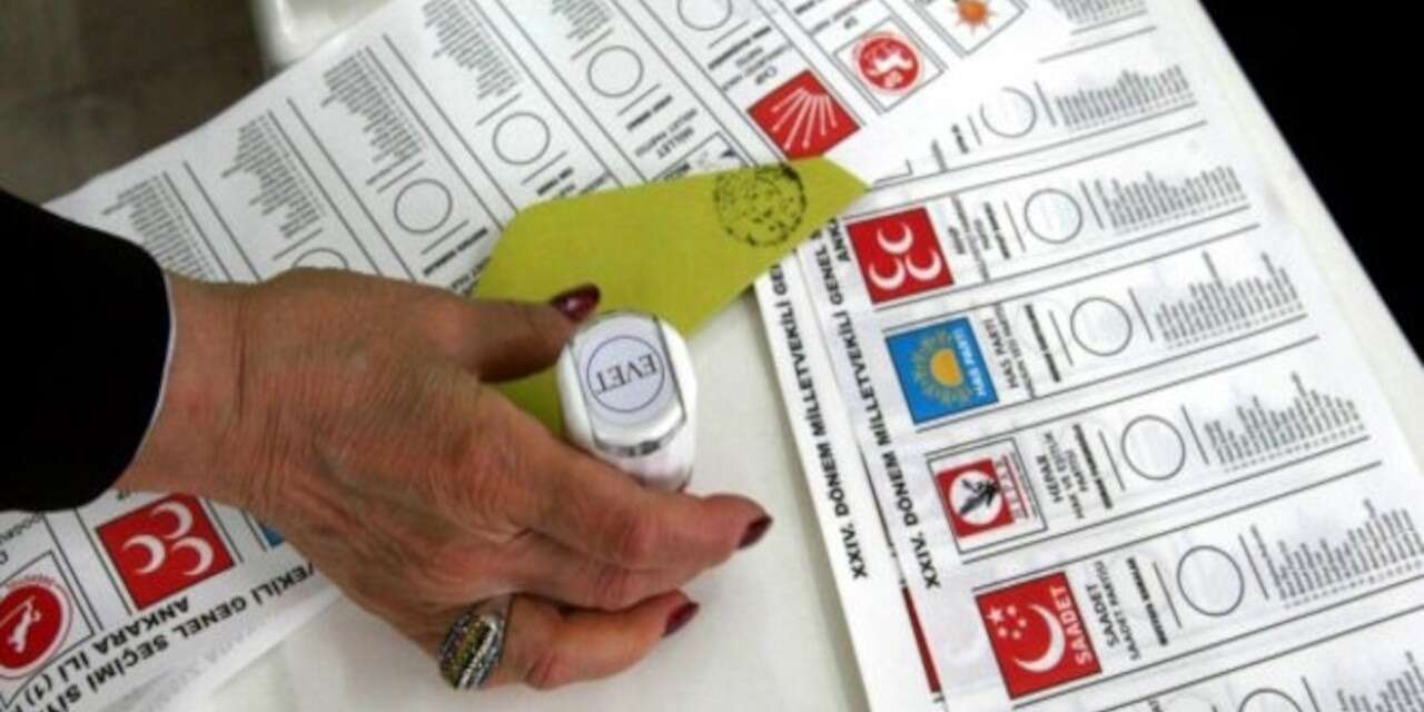 Son seçim anketi: '2,3' puan iktidarı değiştirdi, 4 parti hariç 'diğerleri' baraj altı!