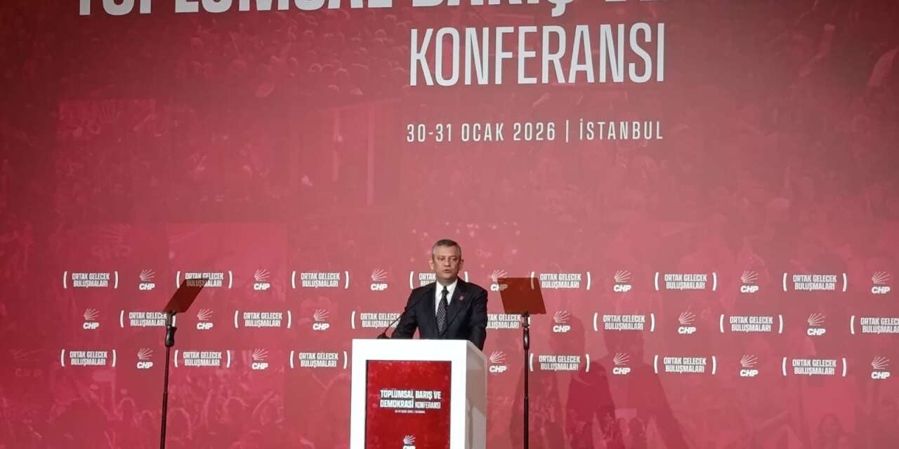 Özel'den süreçle ilgili açıklama: Kürtlerin onurlarını zedeleyen açıklamaların karşısındayız