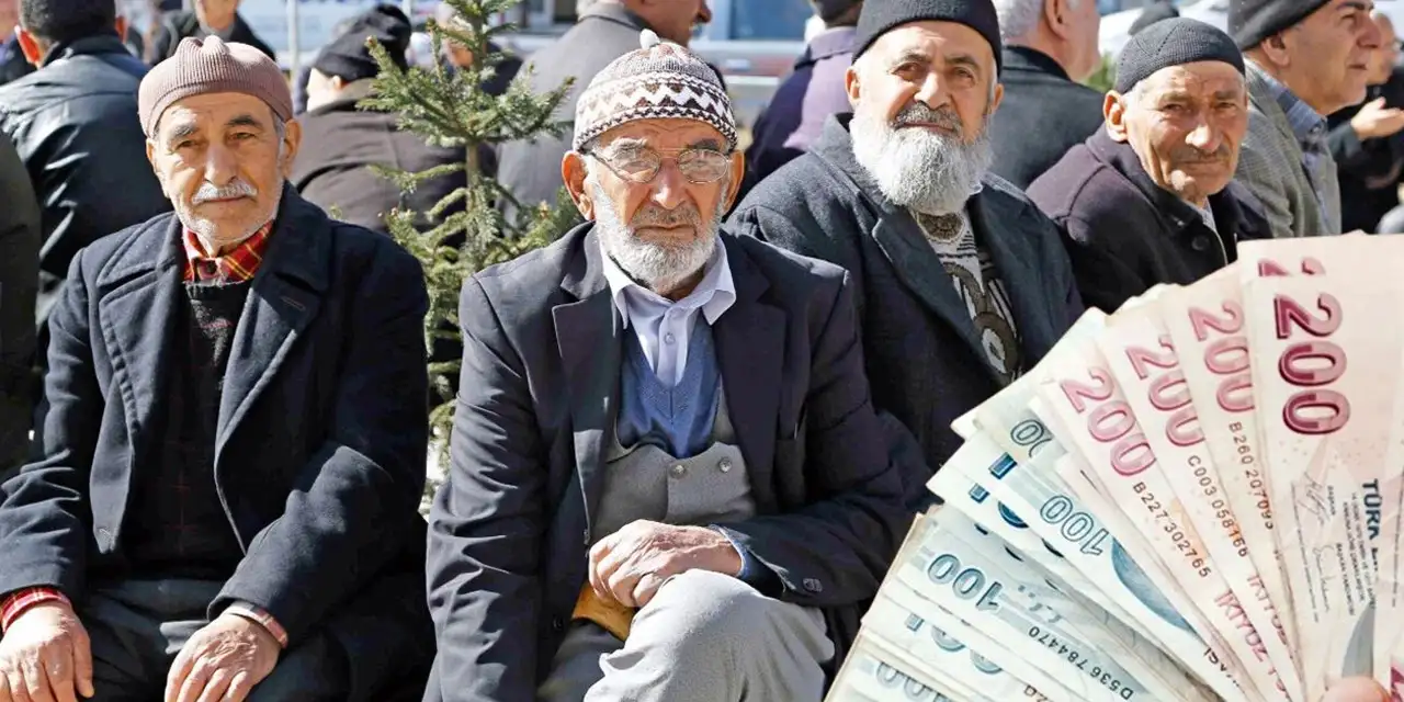 3 bin 119 TL’lik emekli maaş farkı ne zaman hesaplara yatacak? SGK'dan açıklama geldi