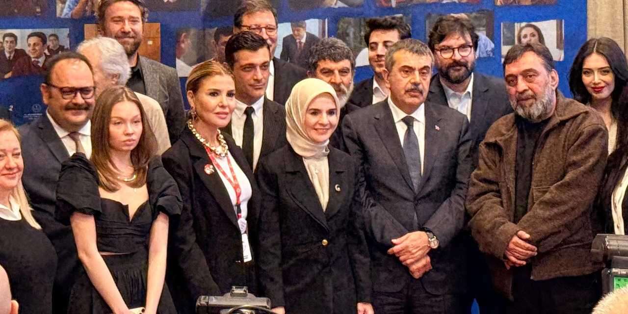 Gülben Ergen TRT dizisinde yer alacak iddiası: AK Partili hesaplar tepki gösterdi TRT açıklama yaptı