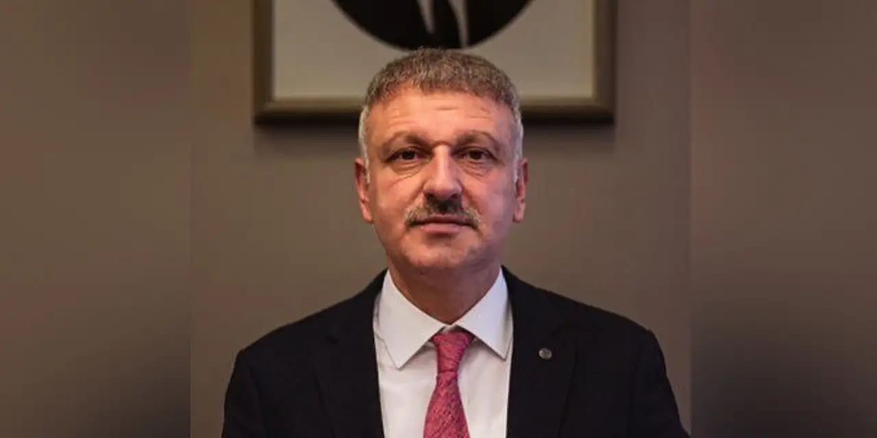 Beştepe rapçileri hedef aldı: Toplumun ahlaki yapısını hedef alan...