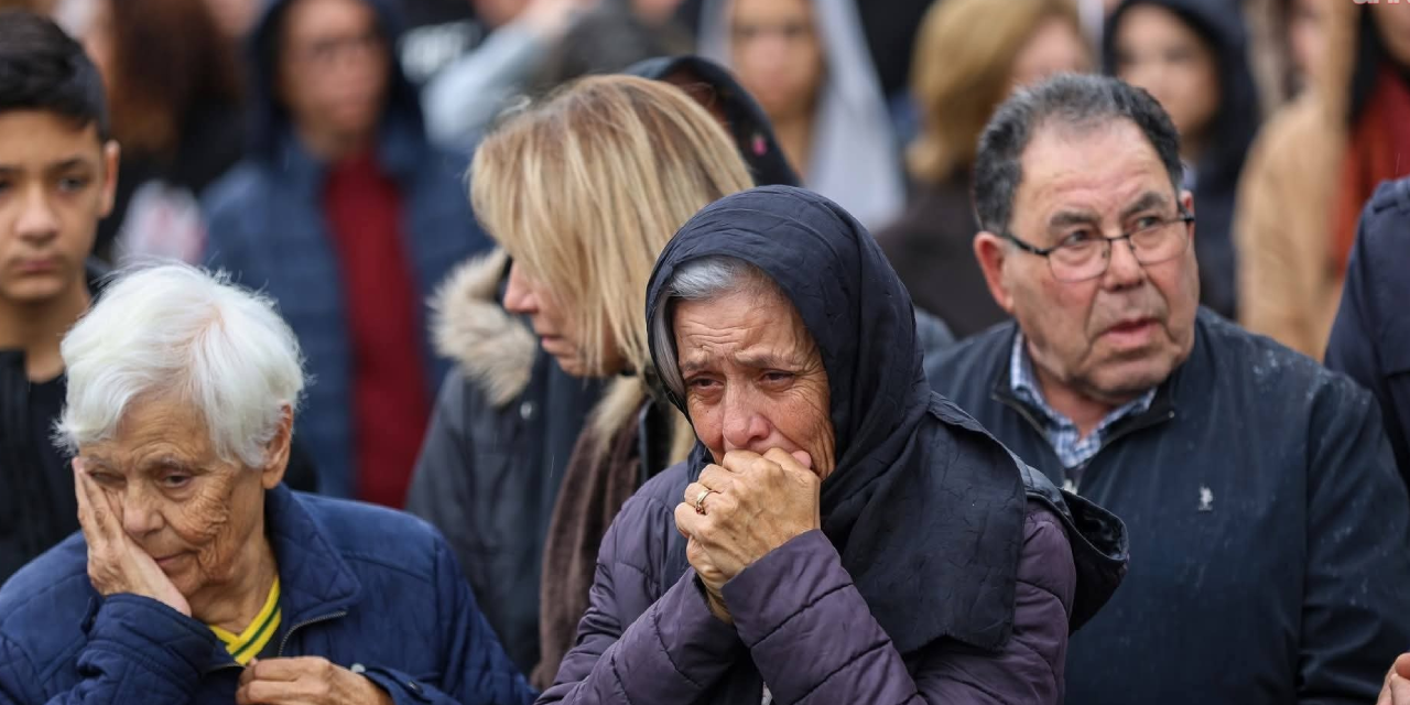 İsias Otel'de hayatını kaybedenler gözyaşlarıyla anıldı