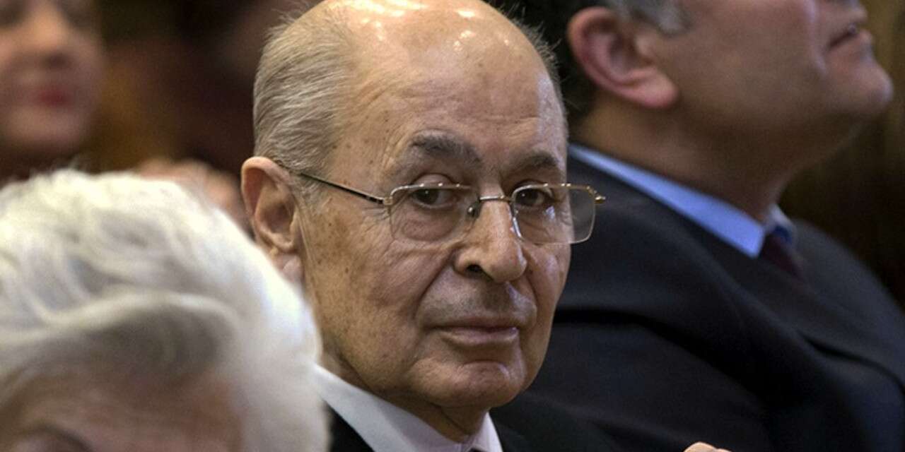 Ahmet Necdet Sezer uzun süre sonra ilk kez görüntülendi