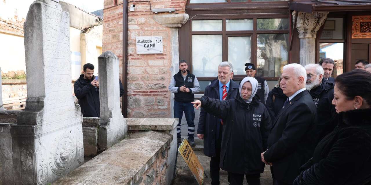 Bursa'da 700 yıllık tarihi eserin haziresi gün yüzüne çıkıyor