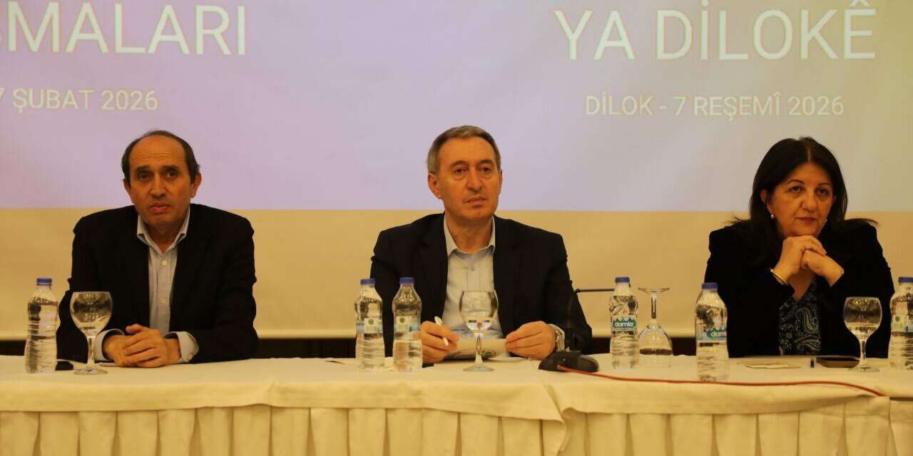 Tuncer Bakırhan: "Sayın Öcalan’ın tutumu Rojava’da işgalin durmasını sağladı"