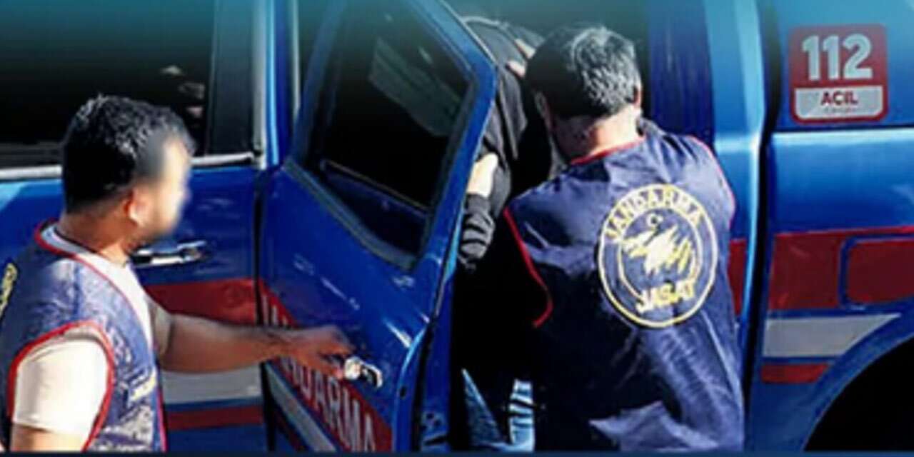 Kuyumcunun aracını durdurup altın çalanlar uzman çavuş çıktı