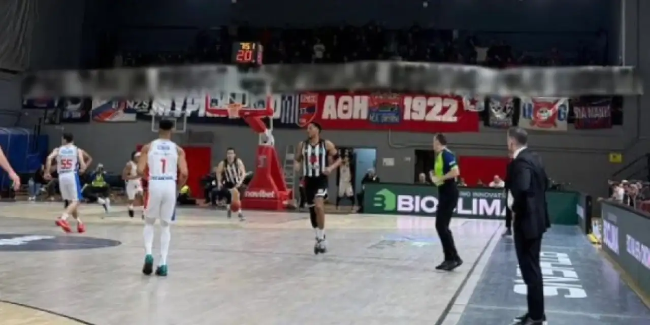 Türkiye Basketbol Federasyonu'ndan Yunanistan'daki provokatif pankarta sert tepki
