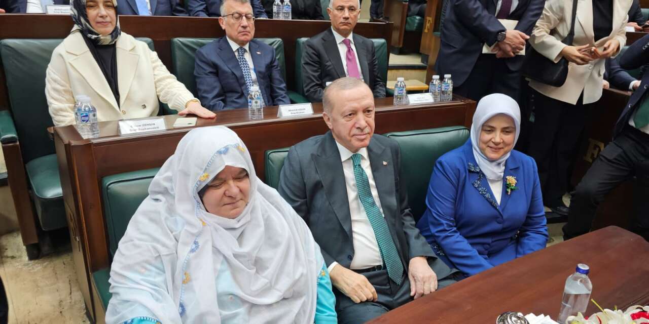 Kabine değişikliğinden sonra AK Parti grubu toplandı: Cumhurbaşkanı Erdoğan konuşuyor