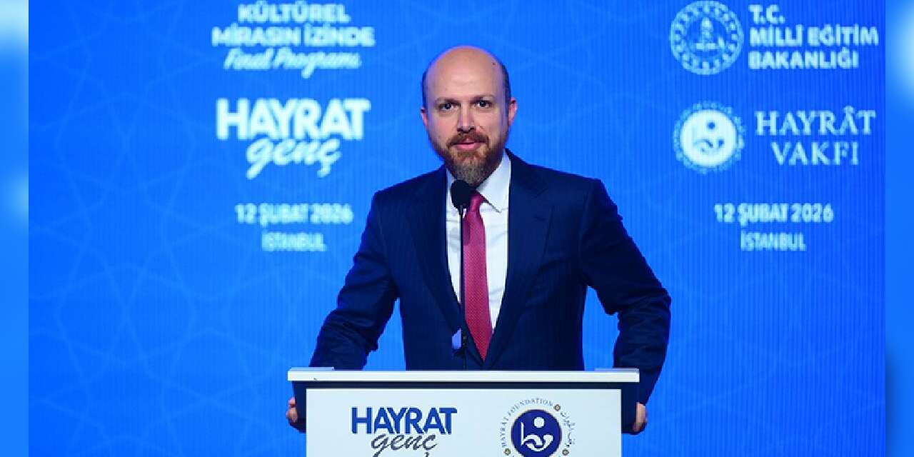 Bilal Erdoğan kameraları sevdi: Gençler mezar taşlarında yazanları anlamalı