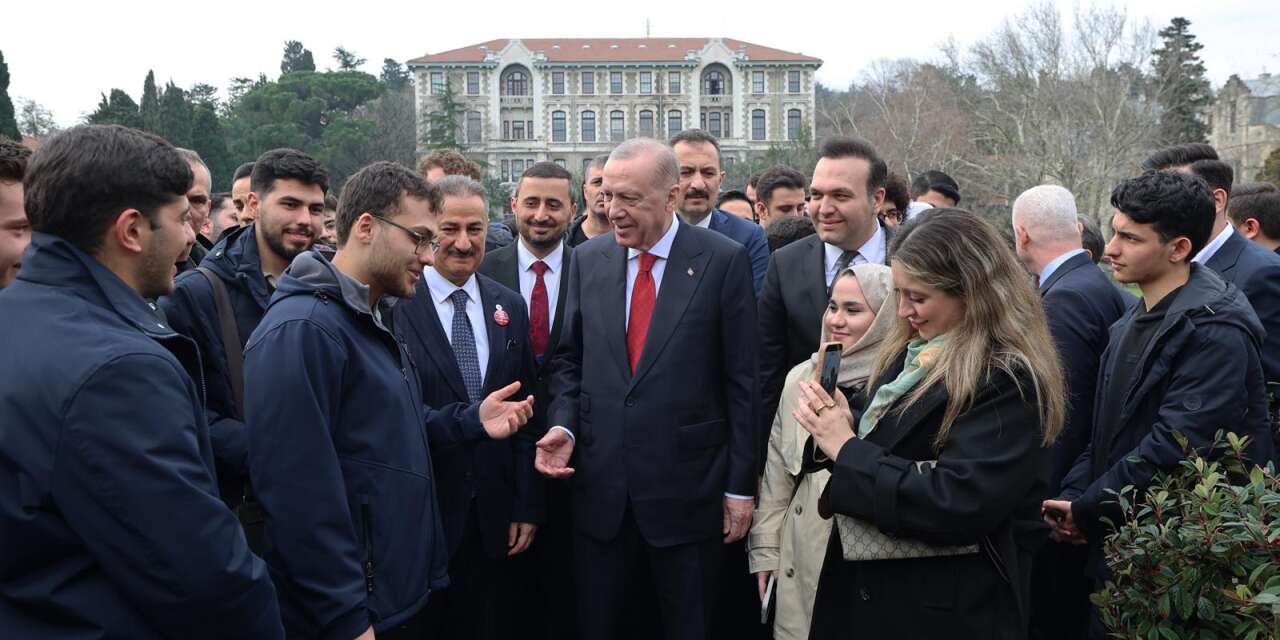 Erdoğan'a 28 Şubat'ta burada baskı gördük dediler, peki gerçek ne?: Boğaziçi'nde başörtüsü yasağı uygulandı mı?