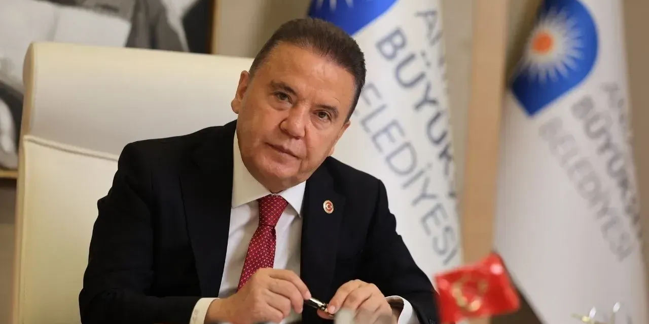 Muhittin Böcek yeniden hastaneye kaldırıldı! Durumu ağırlaştı