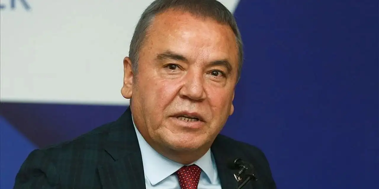 Muhittin Böcek'in sağlık raporu ortaya çıktı: Solunumu duruyor, durumu kritik eşikte