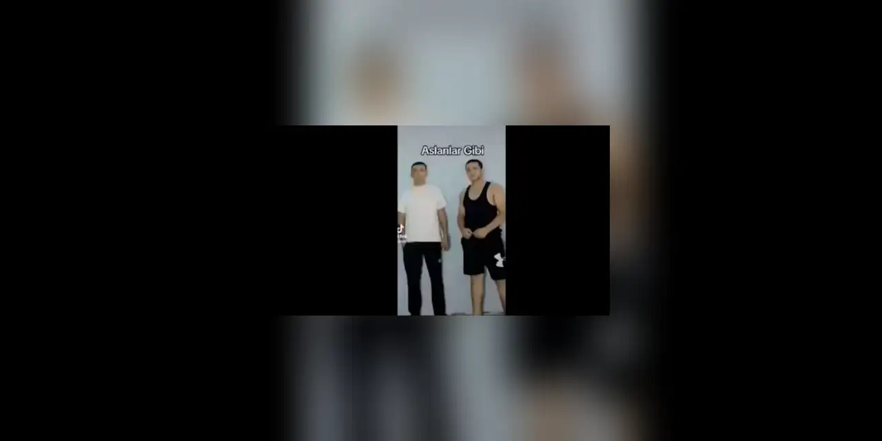 16 yaşındaki genci döner bıçaklarıyla öldürüp ‘Ayaktayız' pozu verdiler!