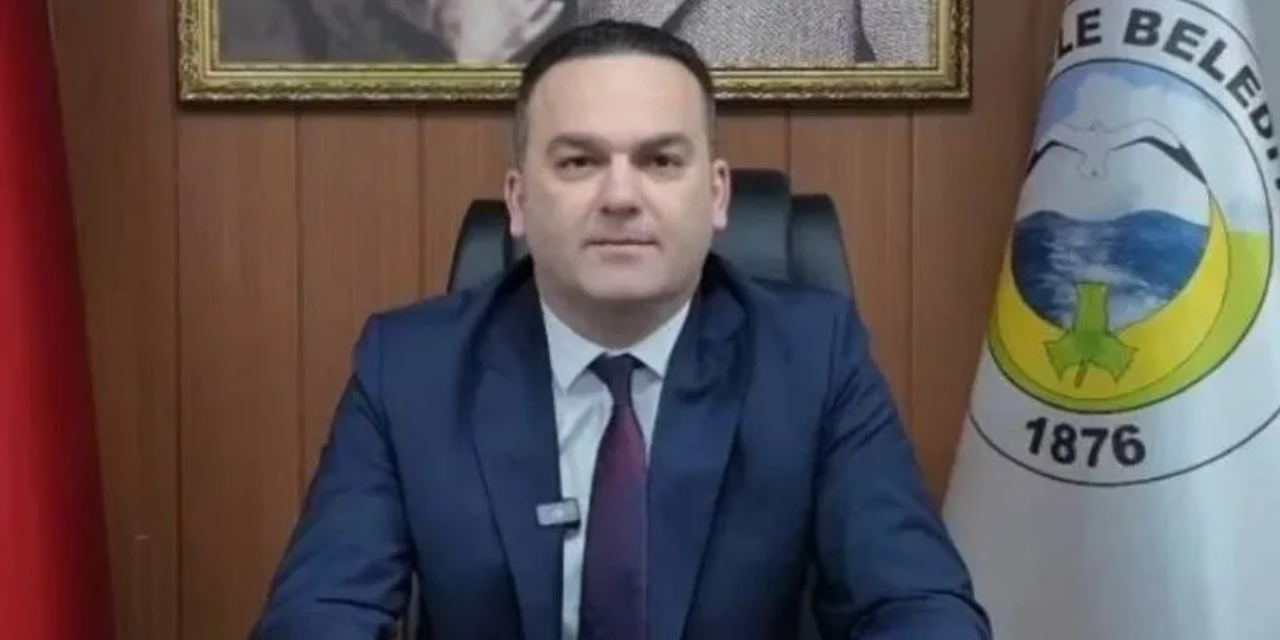 Belediye Başkanı Dede tutuklanmıştı: Görele’de CHP’li 2 meclis üyesi istifa etti